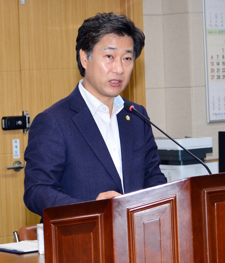 “보호수 및 노거수 지정ㆍ관리 체계화로 자연유산 보존 강화!”서영배 시의원(전반기 의장) 조례 발의