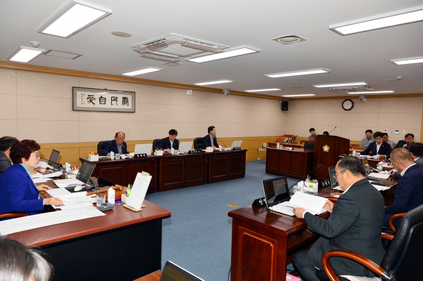 제336회 임시회 중 산업건설위원회 회의_1