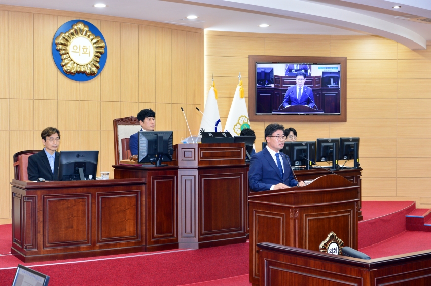 제337회 광양시의회 임시회 제2차 본회의_4
