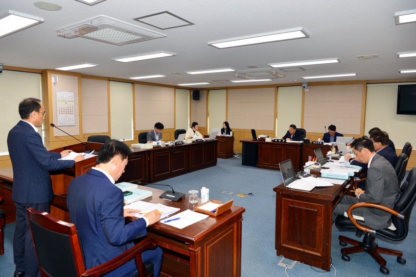 제337회 임시회 중 총무위원회 회의_0