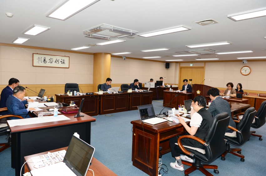 제339회 임시회 중 총무위원회 회의_1