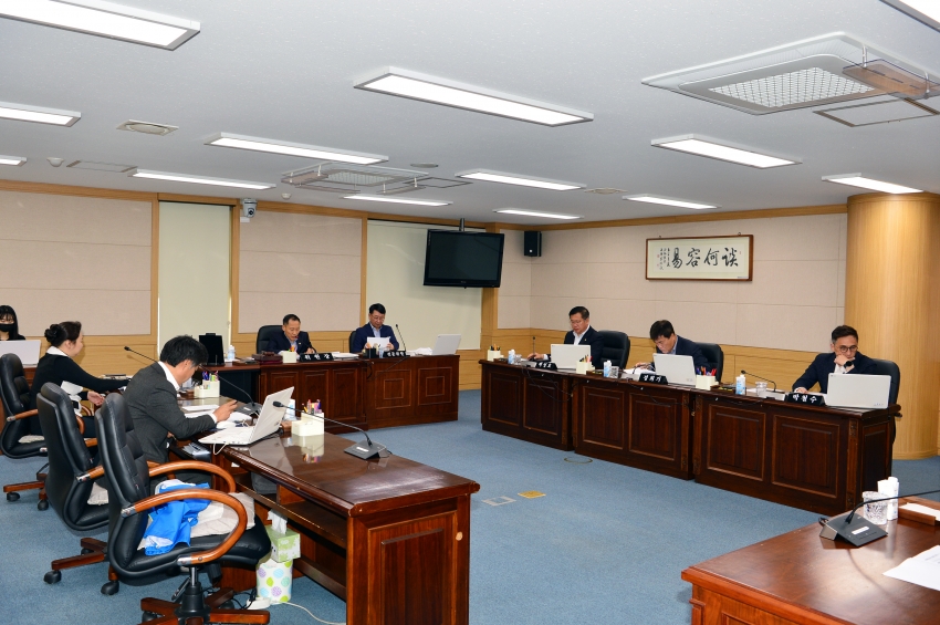 제346회 임시회 중 총무위원회 회의_1