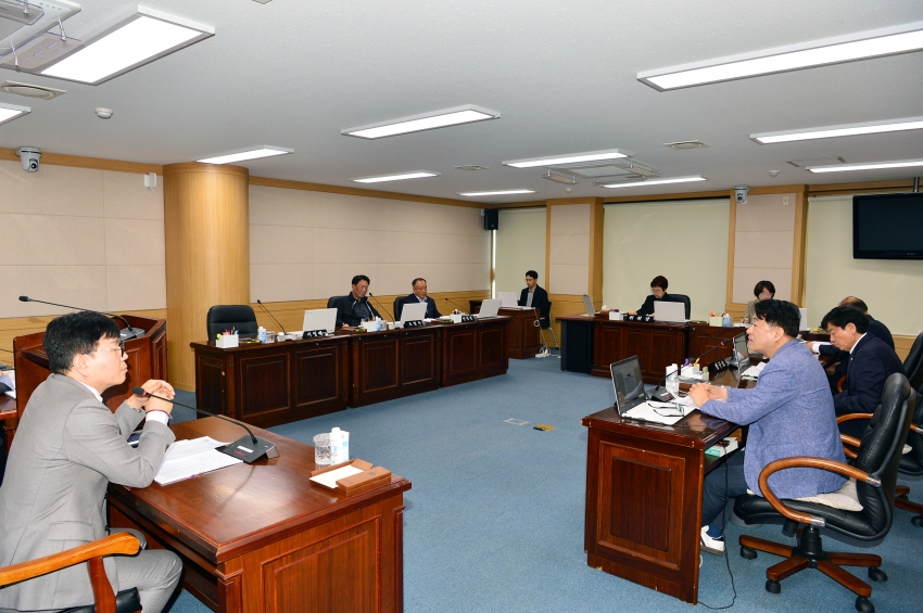 제346회 임시회 중 산업건설위원회 회의_1